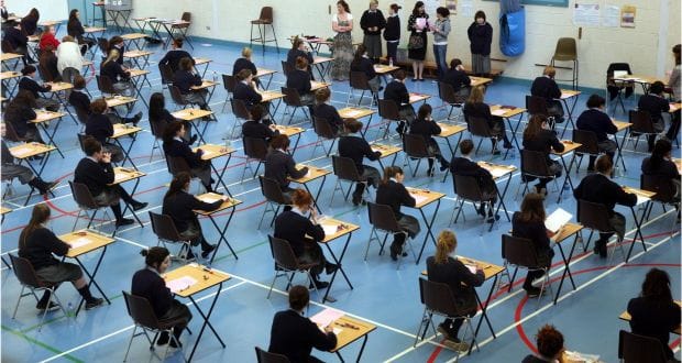 Challenging Taoiseach On 3 Day School Week For Leaving Cert Student