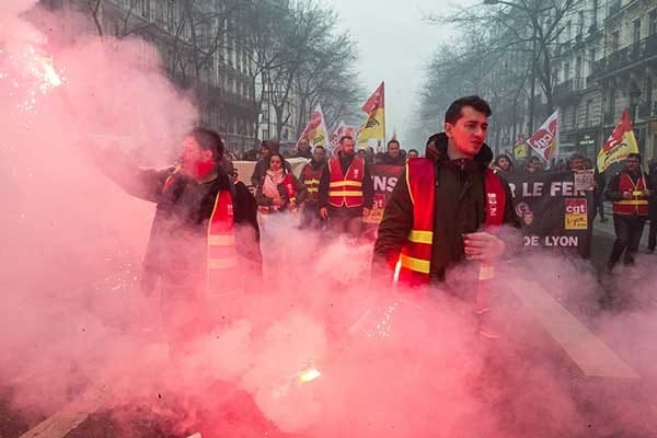 France In Revolt – Workers And Students Unite